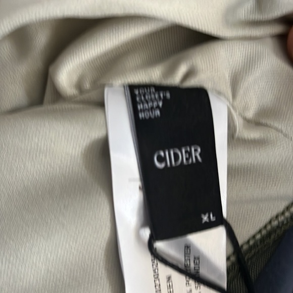 New W/tags Women’s Cider crop top shirt - Picture 4 of 4